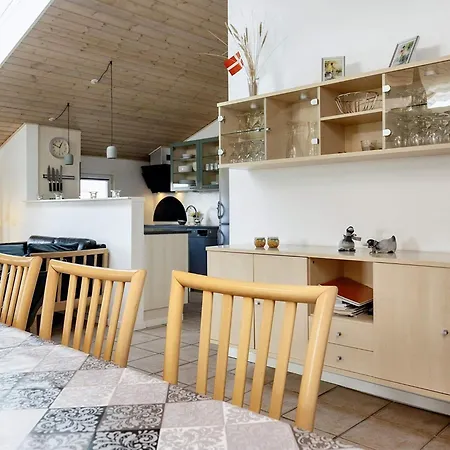 Four-bedroom Holiday In Lokken 28